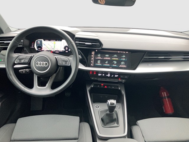 Audi - A3 Sportback 30 TFSI Advanced AHK+NAVI+SHZG+PANO_2