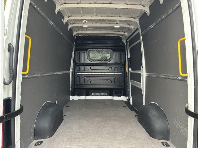 VW - Crafter 35 Kasten MR HD Klima,Kamera,SHZ,FSE_5