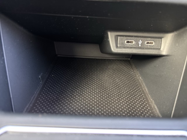 VW - Polo VI 1.0 Active KLIMA LM15 MFL PDC SHZG TEL_11