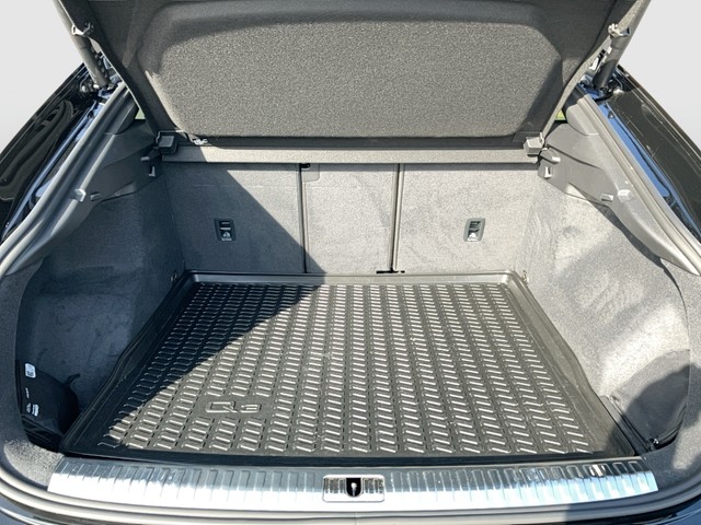 Audi - Q3 Sportback 40 TFSI S-tronic quattro S line SH_4