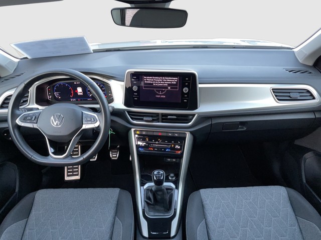 VW - T-Roc 1.0 TSI Move ACC+RFK+AHK+LED+SHZ+VIRTCOCK_2
