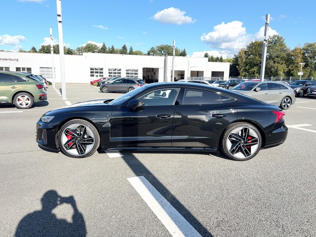 Audi - e-tron GT RS quattro_5