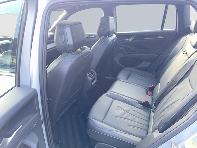 VW - Golf VIII 1.5 eTSI DSG Goal AHK+ACC+Navi+Kamera_3