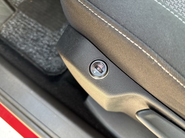 Opel - Grandland X 1.6 CDTI Edition AHK+KAMERA+PANO+LM18"_5