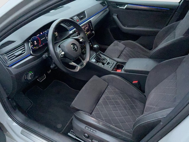 Skoda - Superb Combi 2.0 TDI DSG Sportline ACC+AHK+NAVI_12 Skoda - Superb Combi 2.0 TDI DSG Sportline ACC+AHK+NAVI_12