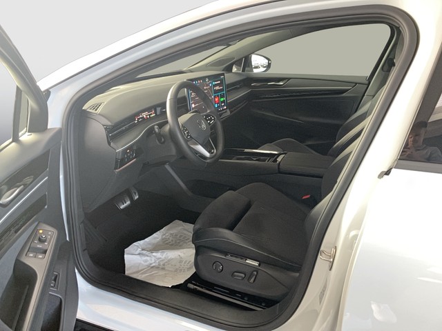 VW - ID.7 Tourer  Pro S_11