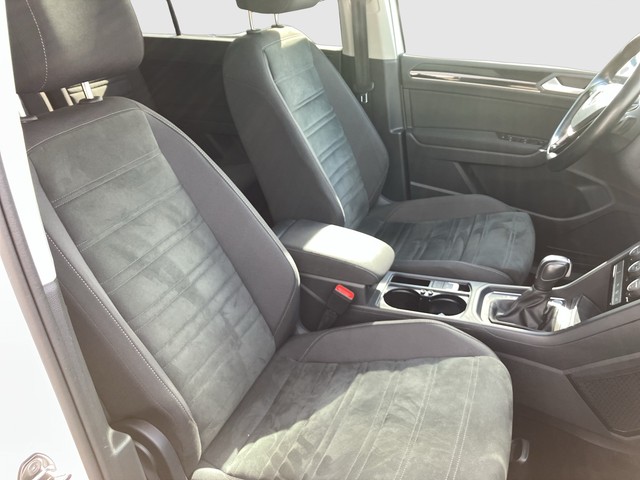 VW - Touran 2.0 TDI DSG Comfortline AHK LED NAVI PANO STHZG_6