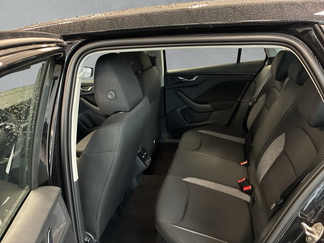 Skoda - Scala 1,0 TSI Essence AHK_2