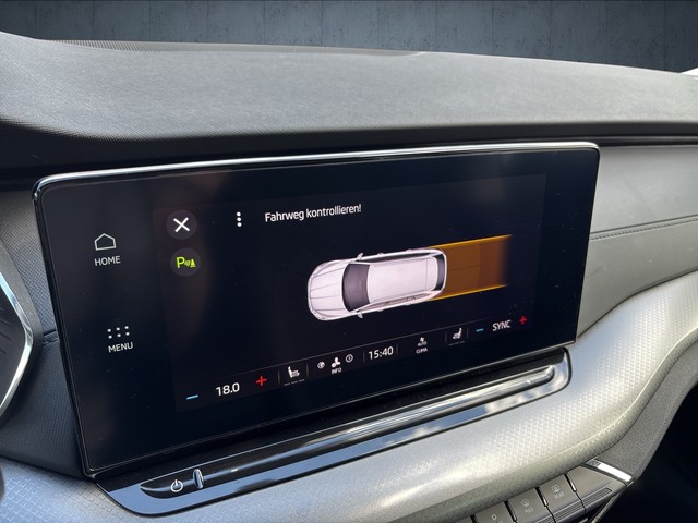 Skoda - Octavia Combi 2.0 TDI DSG Ambition AHK+NAV+SHZG+LED_5