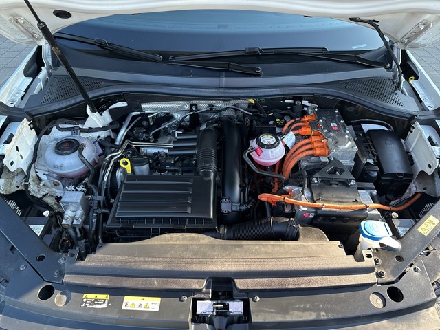 VW - Tiguan 1.4 TSI DSG eHybrid R-Line AHK+LED+PANO_9