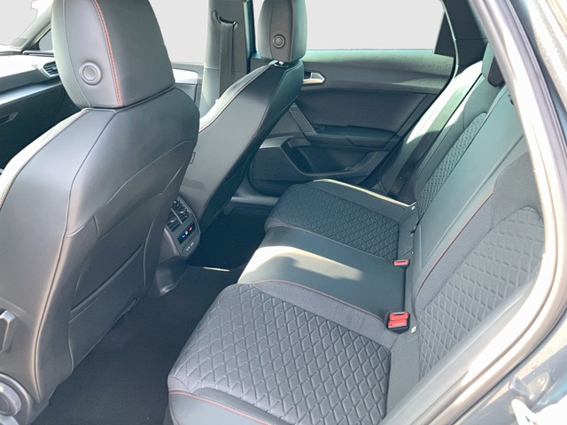 Seat - Leon Sportstourer 2.0 TDI DSG FR AHK+NaviPlus_3