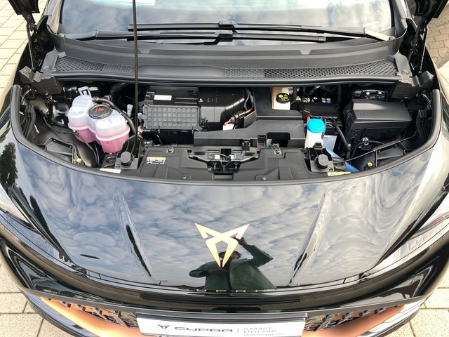 CUPRA - Born VZ 240 kW VZ LED+DCC+KAMERA+SHZG+NAVI_9