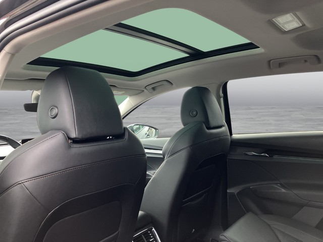 Skoda - Enyaq 60 Suite PANO+NAVI+ACC+DCC+AHK+RFK+MATRIX_6