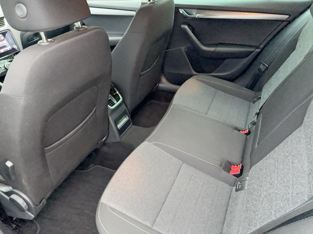 Audi - e-tron Sportback 55 quattro S-line AHK LED PANO_3