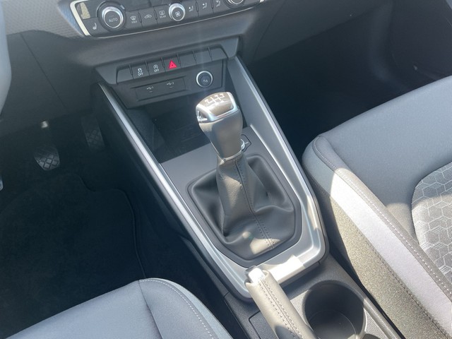 Audi - A1 Sportback 25 TFSI Advanced LM17 MFL PDC SHZG_6