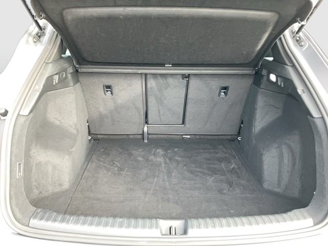 Audi - Q3 Sportback 40 TFSI quattro S-tronic S-line AHK_4