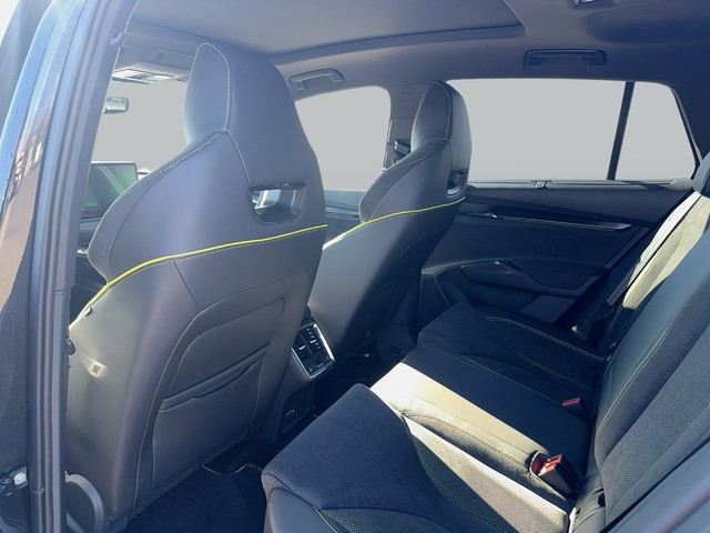 VW - Touareg 3.0 TDI TIPTRONIC R-Line 4Motion PANO_3