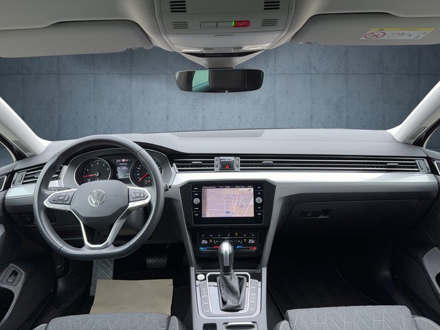 VW - Passat Variant 1.5 TSI DSG Business AHK+LED+NAVI+CarPlay_2