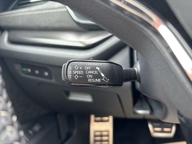 Skoda - Octavia Combi 2.0 TSI DSG RS Plus HUD Pano 1.Hand!_13