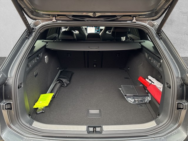 VW - Passat Variant 2.0 TDI DSG R-line AHK+AreaView+LEDER+HuD_14