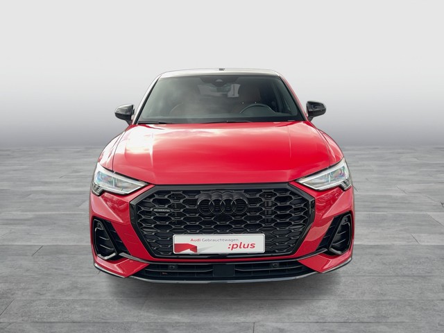 Audi - Q3 Sportback 40 TFSI S-tronic quattro S-Line_10