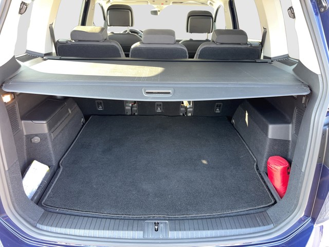 VW - Touran 2.0 TDI DSG Comfortline LED PANO 7-SITZE_4