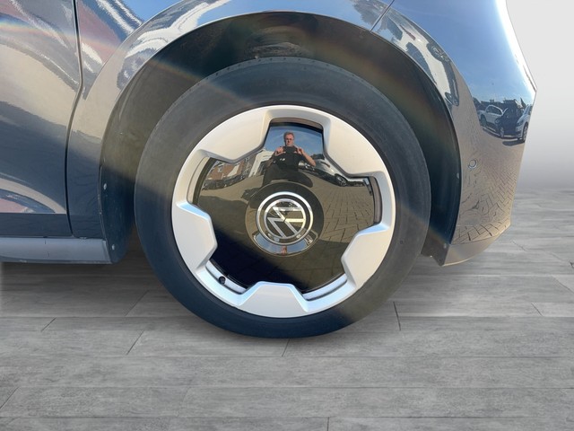 VW - ID.Buzz Bus Pro ACC CAM LED MFL NAVI PDC SHZG_13