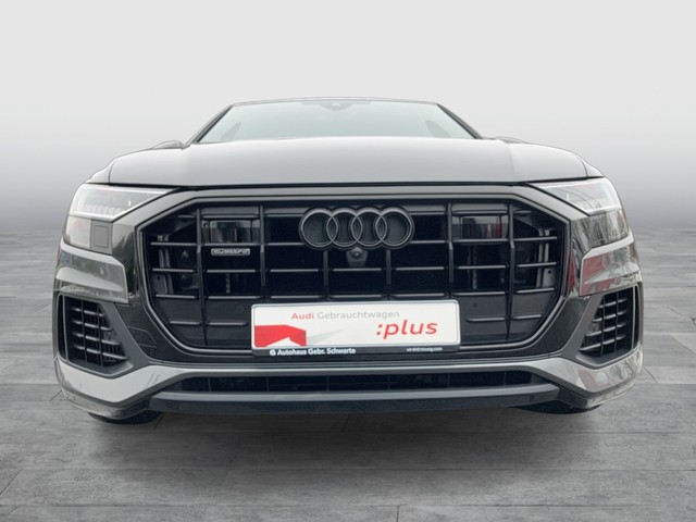 Audi - Q8 55 TFSI e quattro Tiptronic AHK LED NAVI PANO_11