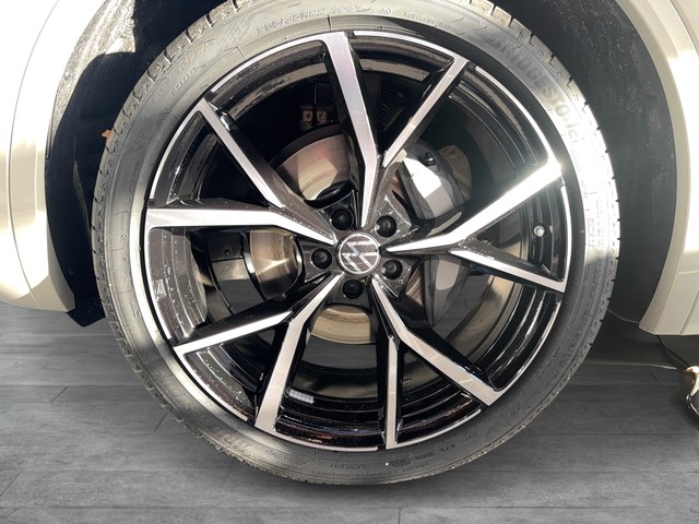 VW - Touareg 3.0 V6 TDI 4MOTION R-Line_10