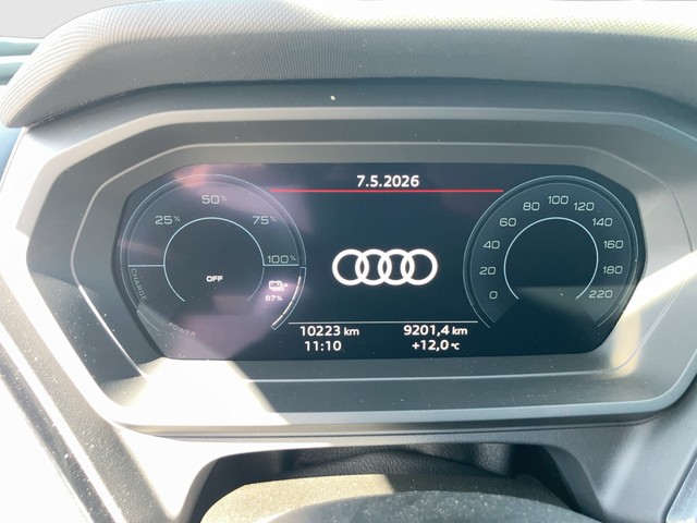 Audi - Q4 e-tron 55 Sportback quattro S-line AHK PANO_17