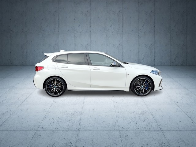 BMW - M135 i xDrive M-Paket HUD Sitzhzg BMW Live PDC_10