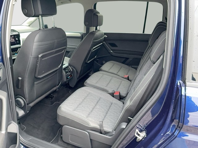 VW - Touran 2.0 TDI DSG Move 7-SITZE+AHK+KAMERA+NAVI_3