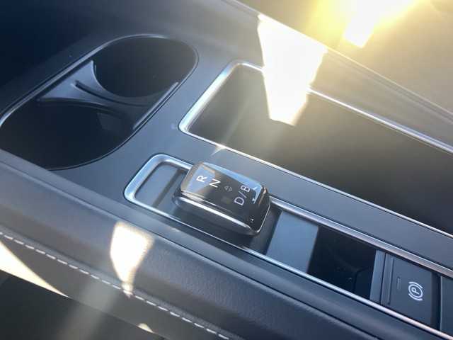 Skoda - Enyaq 85 Sportline AHK+NAVI+RFK+SHZG+PANO_6