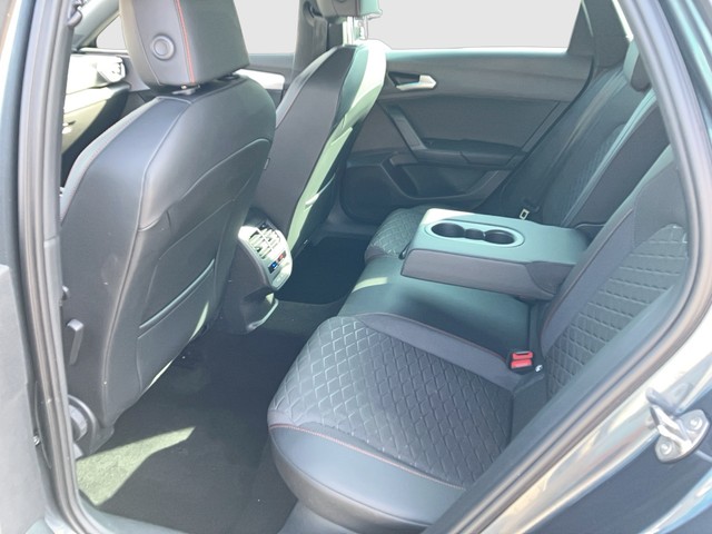 Seat - Leon Sportstourer 2.0 TDI DSG FR AHK+NaviPlus_3