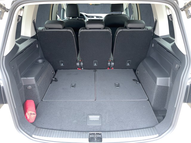 VW - Touran 2.0 TDI DSG TAXI Trendline TAXI-Paket+NAVI+RKF+LED_4