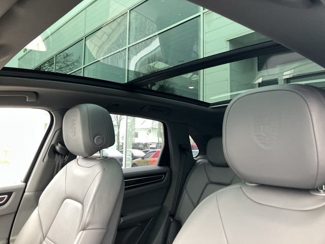 Porsche - Cayenne LUFT+KAMERA+NAVI+ACC+PANO+LED+LM19"_8