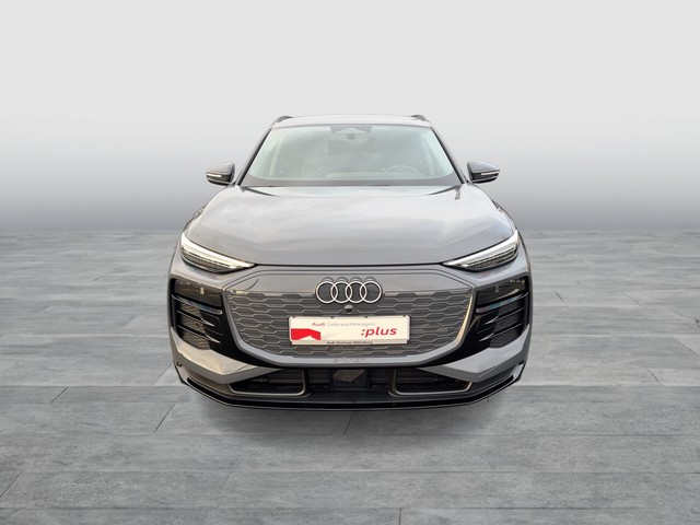 Audi - Q6 e-tron TECH+MATRIX LED_11