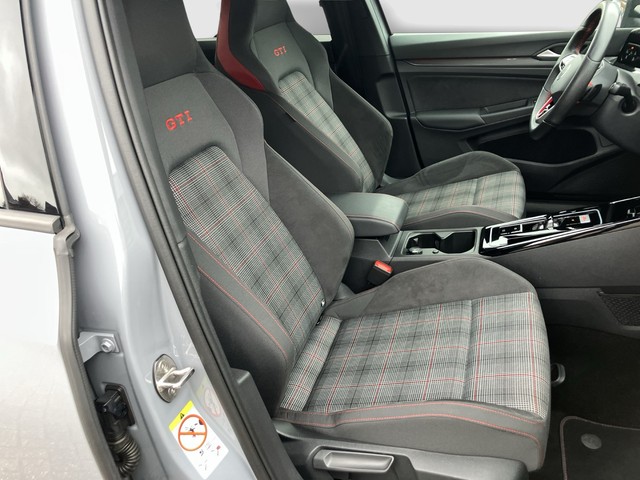 VW - Golf VIII 2.0 TSI DSG GTI ACC CAM HUD LED NAVI_6