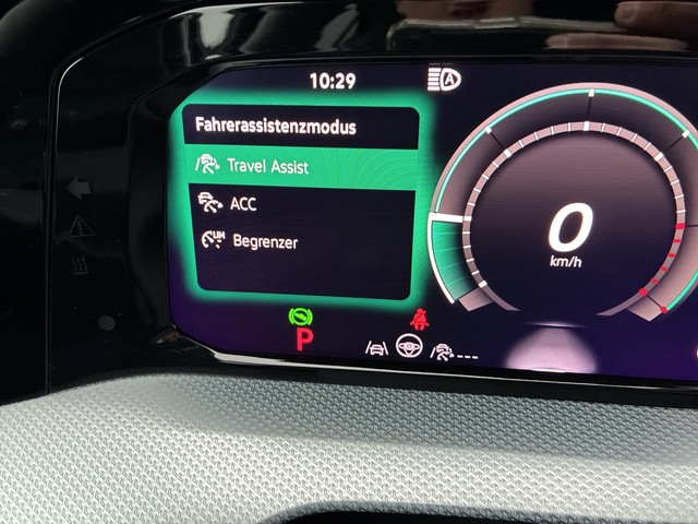 Audi - A3 Lim 30 TFSI Sport AHK LED NAVI PDC SHZG TEMP_9