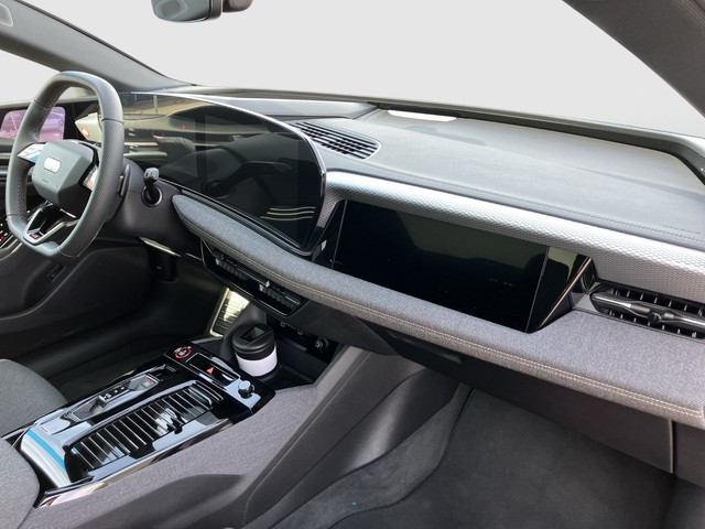 Audi - A6 e-tron Avant edition one blue S-line AHK PANO_7
