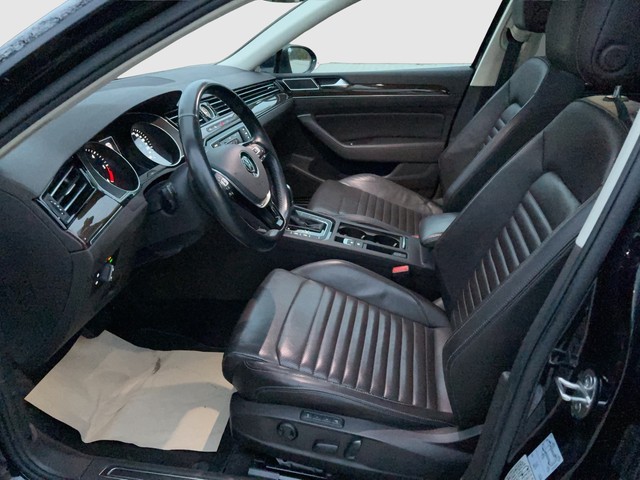 VW - Passat Variant 2.0 TDI DSG 4Motion Highline Pano+AHK+ACC_17