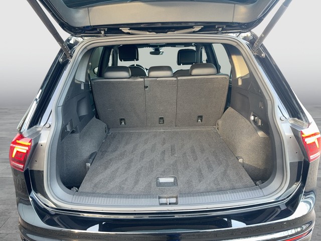 VW - Tiguan Allspace 2.0 TDI 4M R-Line_4