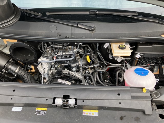 VW - Tiguan 2,0 l TDI 4M DSG R-Line AHK Pano Harman_8