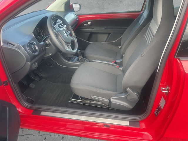 VW - up! 1.0 move up! GJR KLIMA RADIO SHZG TEL_15 VW - up! 1.0 move up! GJR KLIMA RADIO SHZG TEL_15