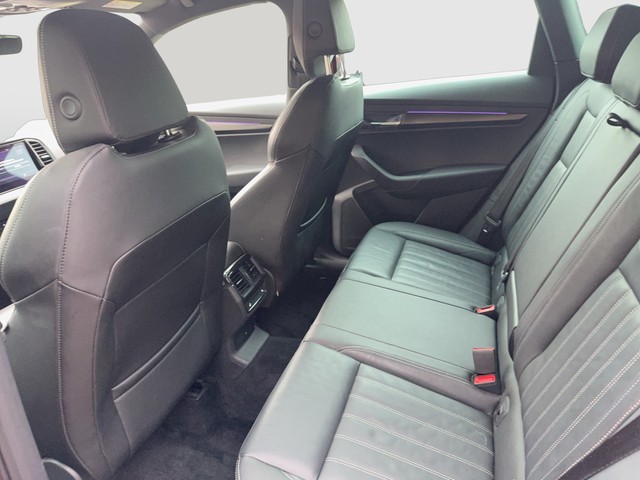 Skoda - Karoq 2.0 TSI DSG Sportline 4x4 Pano Leder 360°_3