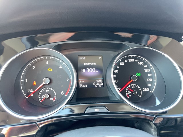 VW - Touran 2.0 TDI DSG Comfortline LED PANO 7-SITZE_21