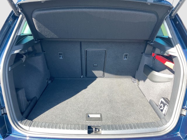 Skoda - Karoq 2.0 TDI DSG Tour 4x4 AHK+360°+ACC+NAV+PANO_4