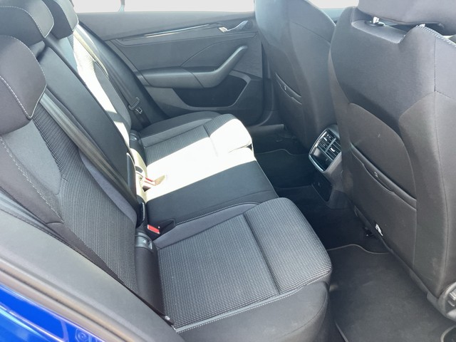 Skoda - Octavia Combi 1.0 TSI Ambition LED NAVI PDC TEMP_5