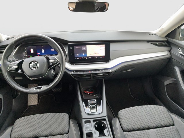 Skoda - Octavia 1.5 TSI DSG Clever NAVI+AHK+KAMERA_2