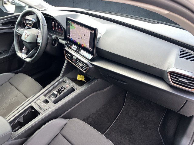 CUPRA - Leon Sportstourer 2.0 TDI DSG ACC CAM LED NAVI_7